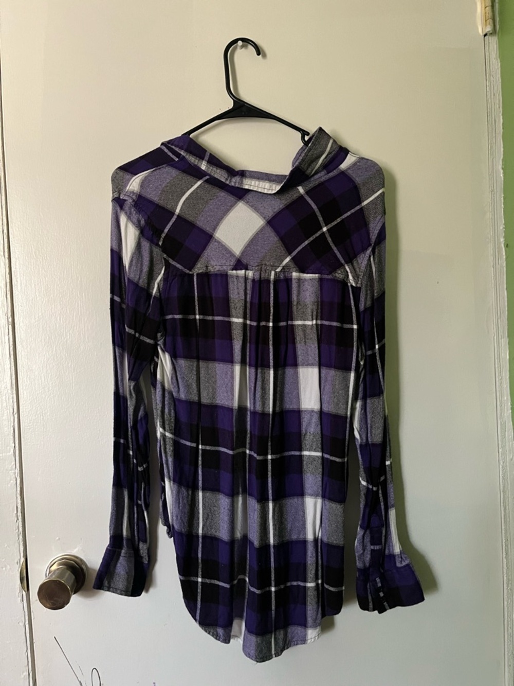 Arizona Jean Company Purple Black and White Plaid Hooded Tunic